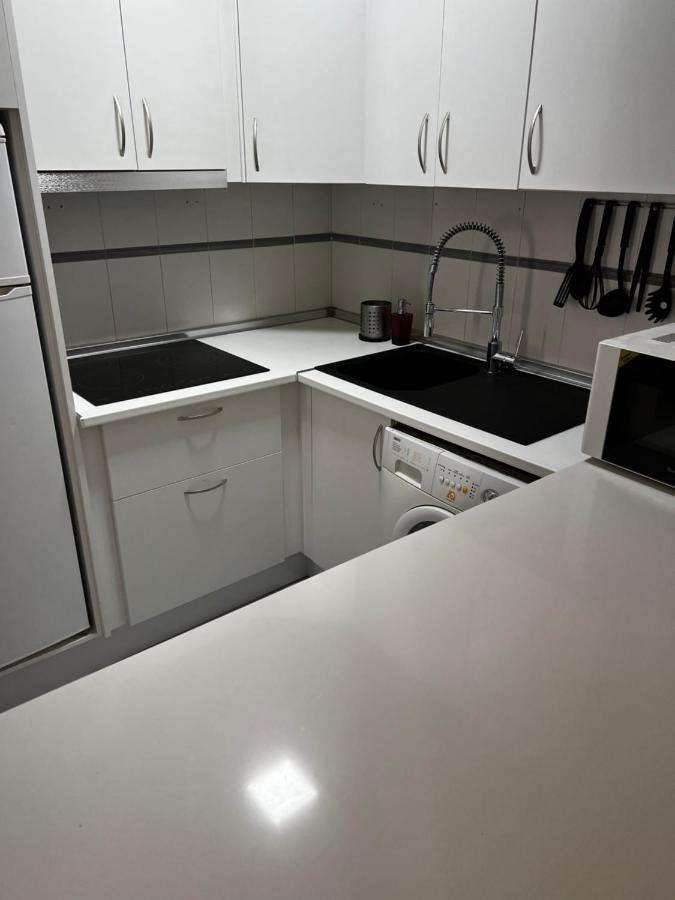 Synergy Apartment, 2 Bedroom, City Center By Namaste Elite توريمولينوس المظهر الخارجي الصورة